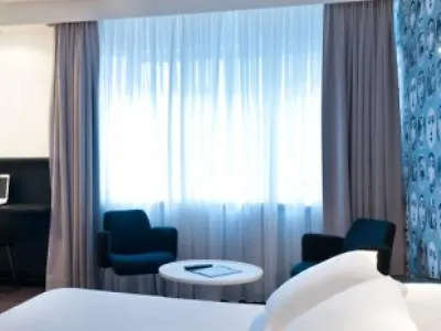 Hotel Queen Anne Брюссель