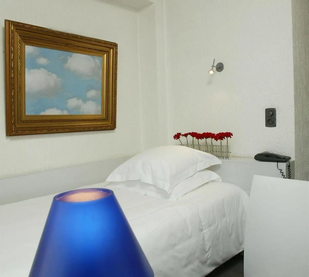 Hotel Queen Anne Брюссель 3*,
